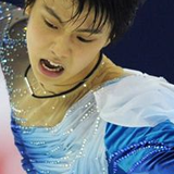 羽生結弦2011-2012シーズンのショート「悲愴」の衣装