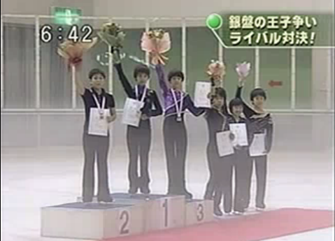 第10回全日本フィギュアスケートノービス選手権大会の表彰式で、羽生結弦が３位。