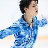 羽生結弦くんの13-14年シーズンのショートプログラム衣装写真